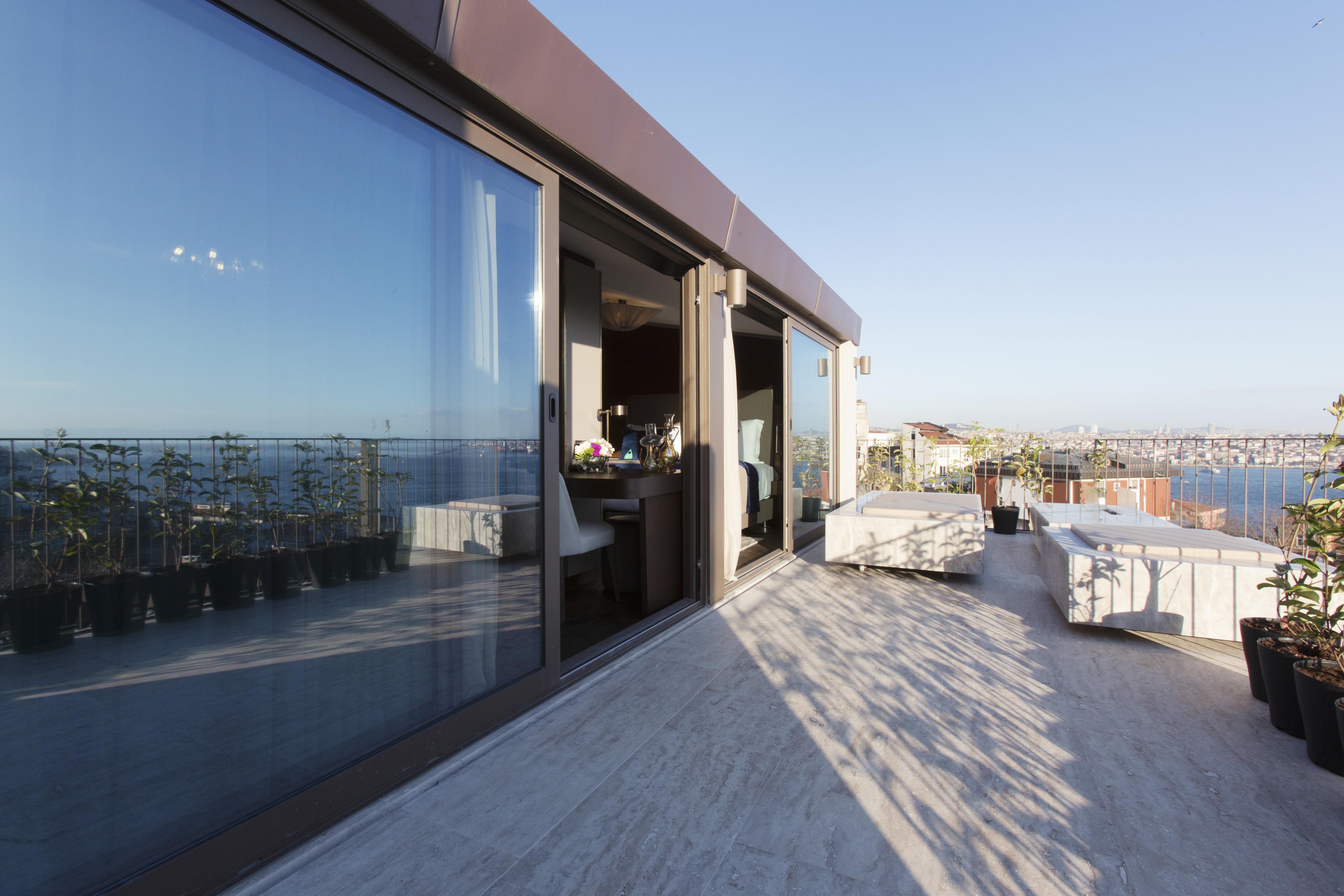 Noble22 Suites-special Category מלון דירות 3*